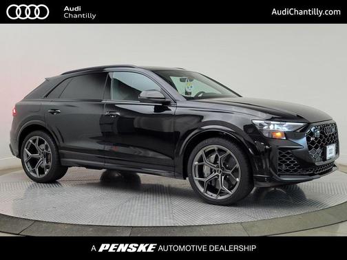 Mythos Black Metallic 2026 Audi RS Q8 4.0T