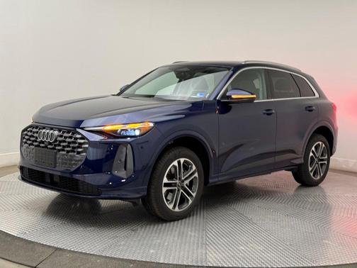 2025 Audi Q5 Premium TFSI quattro S tronic