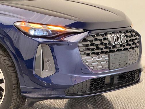 2025 Audi Q5 Premium TFSI quattro S tronic