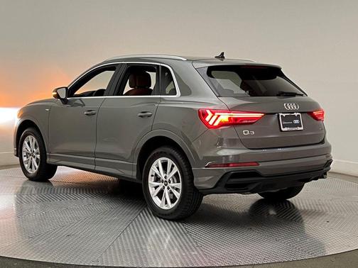 2025 Audi Q3 45 S line Premium Plus