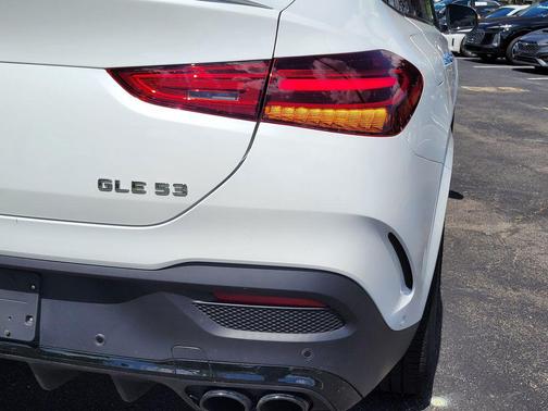 MANUFAKTUR Moonlight White Metallic 2025 Mercedes-Benz AMG GLE 53 4MATIC+ Coupe