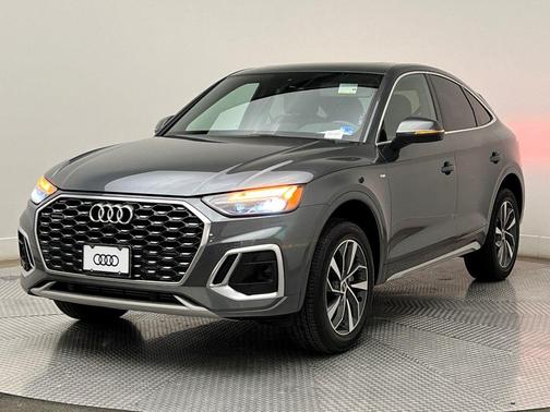 2022 Audi Q5 45 S line Premium Plus