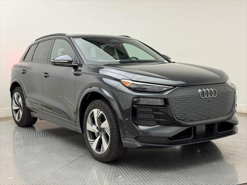 2025 Audi Q6 e-tron Premium Plus quattro