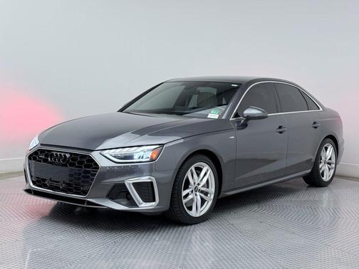 2023 Audi A4 45 S line Premium Plus