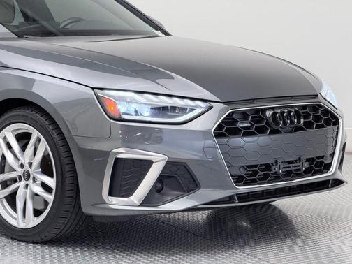 2023 Audi A4 45 S line Premium Plus