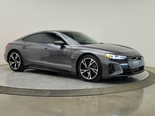 2023 Audi e-tron GT Premium Plus quattro