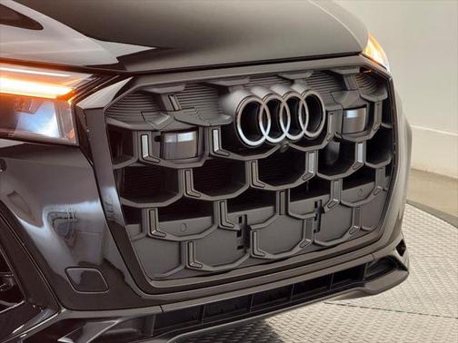 2025 Audi SQ7 4.0T Premium Plus