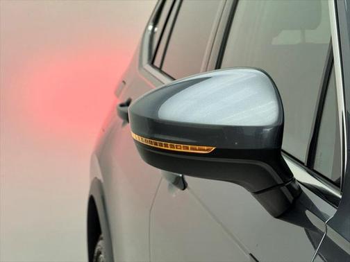 2022 Volkswagen Tiguan 2.0T SEL R-Line 4MOTION