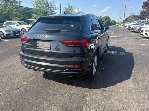 Black Metallic 2020 Audi Q3 quattro