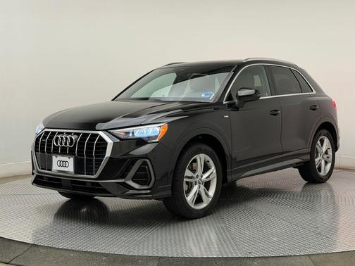 Black Metallic 2020 Audi Q3 quattro
