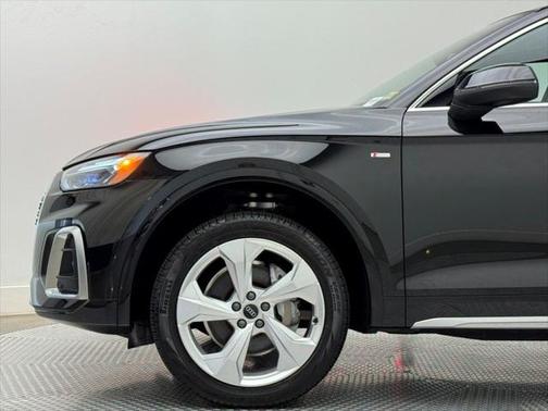 2025 Audi Q5 45 S line Premium Plus