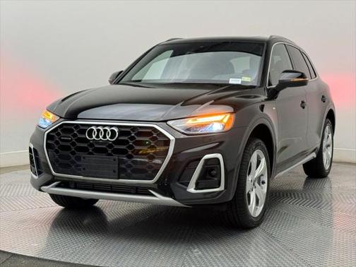 2025 Audi Q5 45 S line Premium Plus