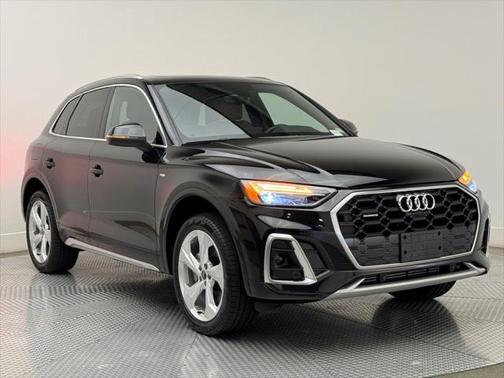 2025 Audi Q5 45 S line Premium Plus