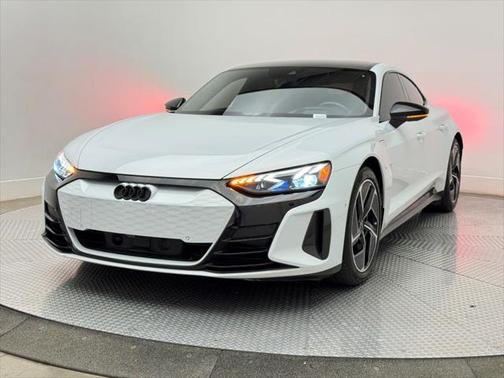 2024 Audi RS e-tron GT quattro