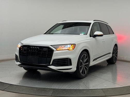 Carrara White 2021 Audi Q7 55 Prestige