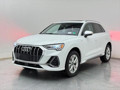 2025 Audi Q3 45 S line Premium Plus
