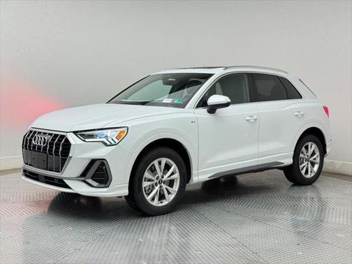 2025 Audi Q3 45 S line Premium Plus