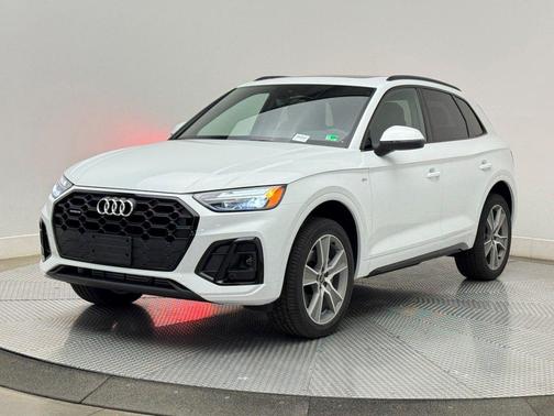 2025 Audi Q5 45 S line Premium