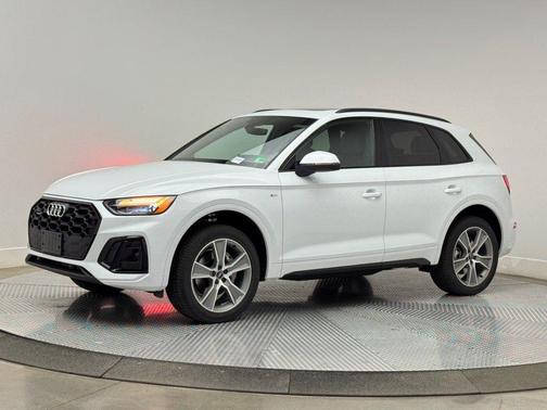 2025 Audi Q5 45 S line Premium