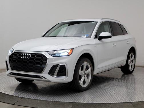 2023 Audi Q5 45 S line Premium Plus