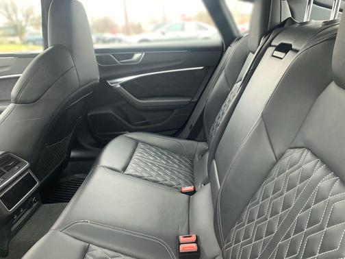 2022 Audi S7 Premium Plus TFSI quattro Tiptronic