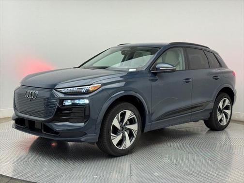 2025 Audi Q6 e-tron Prestige quattro