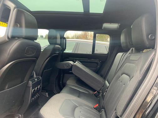 2021 Land Rover Defender 110 S