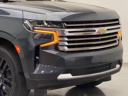 2021 Chevrolet Suburban 4WD High Country