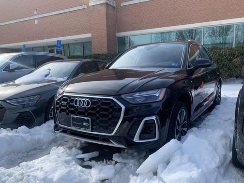 2023 Audi Q5 45 S line Premium Plus