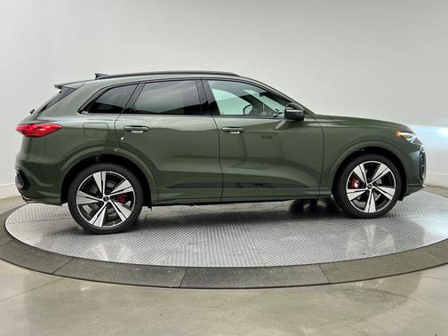 2025 Audi SQ5 3.0T Premium Plus