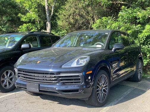 2022 Porsche Cayenne Base
