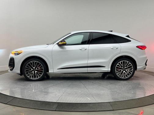 2025 Audi SQ5 3.0T Premium Plus