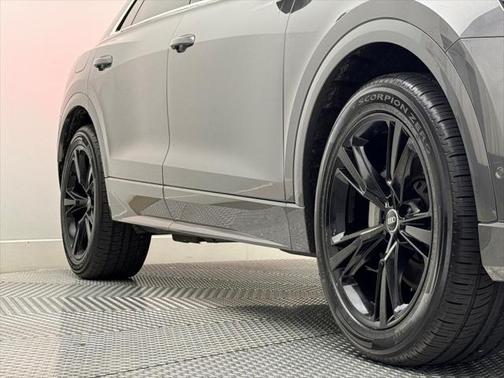 2022 Audi Q8 55 Prestige