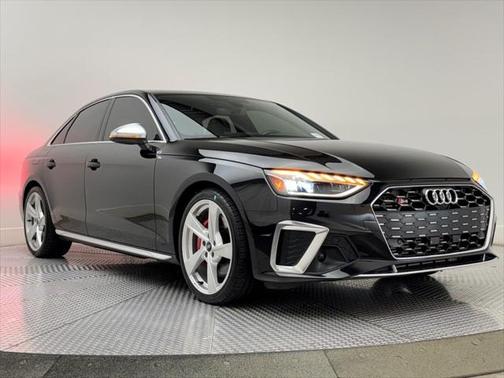 2023 Audi S4 Premium Plus TFSI quattro Tiptronic