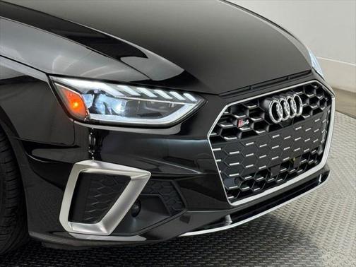 2023 Audi S4 Premium Plus TFSI quattro Tiptronic