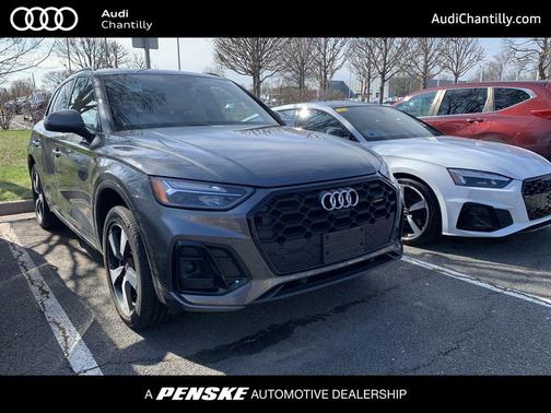 2022 Audi Q5 45 S line Premium Plus