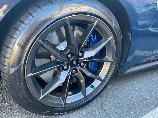 2024 Ford Mustang Dark Horse Fastback