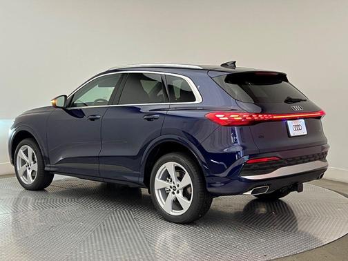 2025 Audi Q5 Premium Plus TFSI quattro S tronic