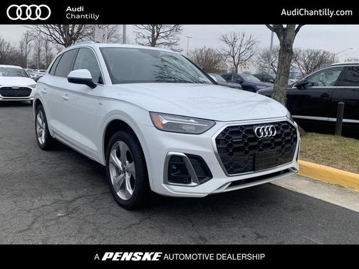 2022 Audi Q5 45 S line Premium Plus