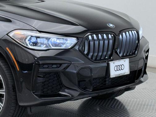 2022 BMW X6 M50i