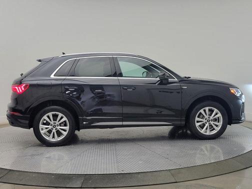 2023 Audi Q3 Premium 45 TFSI S line quattro Tiptronic