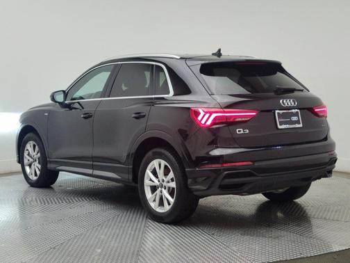 2023 Audi Q3 Premium 45 TFSI S line quattro Tiptronic