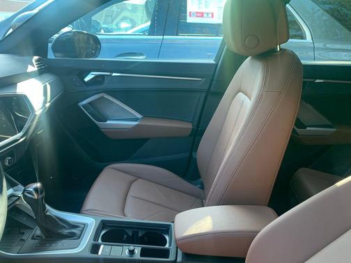 2025 Audi Q3 45 S line Premium Plus