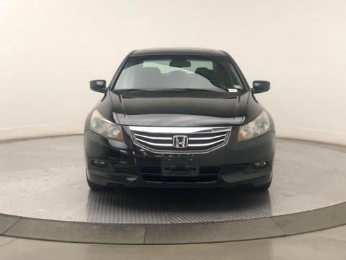 Photo 2 of 36 of 2011 Honda Accord EX-L