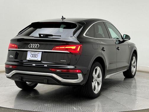 2023 Audi Q5 45 S line Premium