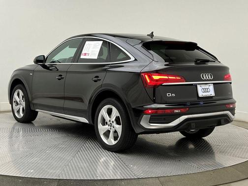 2023 Audi Q5 45 S line Premium
