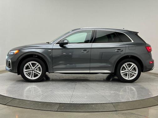 2024 Audi Q5 e 55 S line Premium Plus