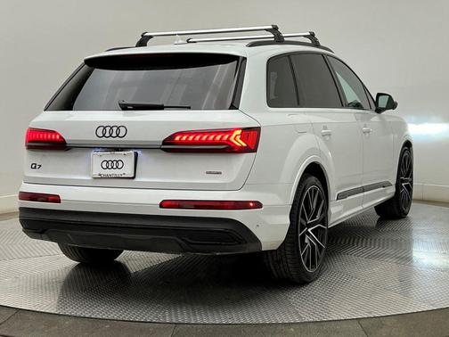 2023 Audi Q7 55 Prestige
