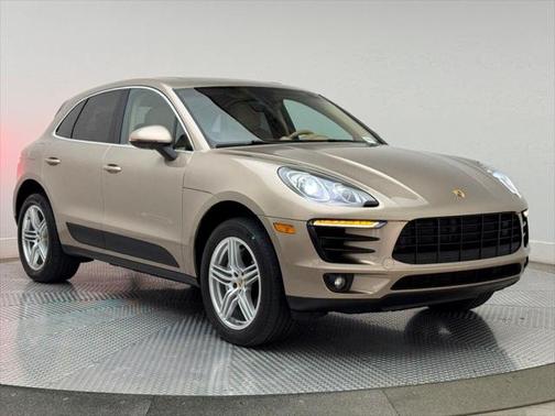 2016 Porsche Macan S