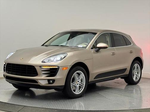 2016 Porsche Macan S